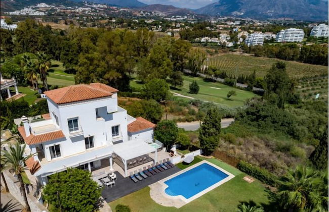 Elegant Villa Retreat - Foto 29