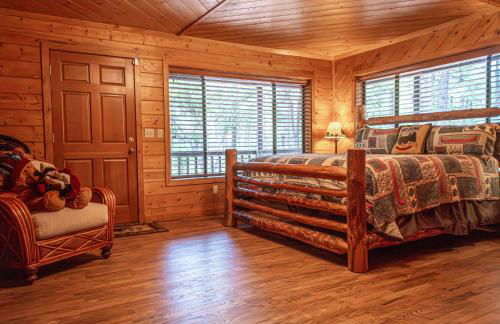 The Lodge Large Cabin, 17 Acres, Playground, Forest Access - Foto 17