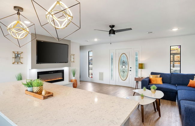 Luxury Lakehouse - Photo 32