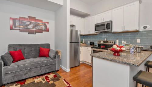 OTR's Hidden Gem - Photo 4