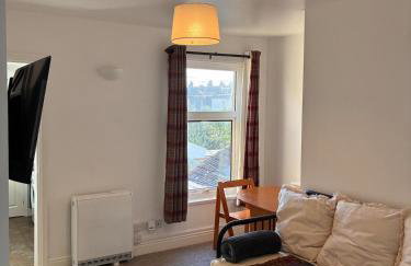 Harbourside 1 bed flat with sofa bed 30 secs from the sea - Foto 9