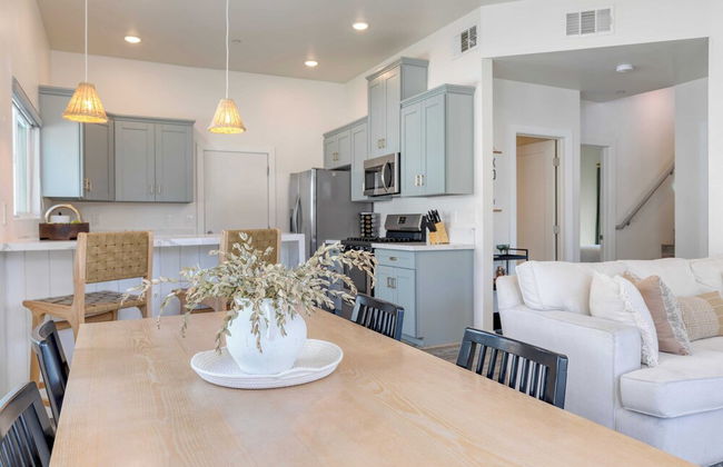 Socal Cottage by Avantstay Near Gaslamp + Firepit - Foto 16