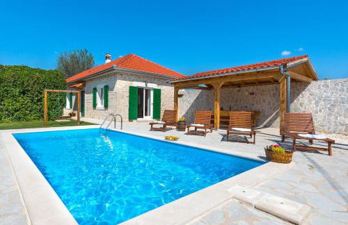 Holiday home Ana with pool national park krka - Foto 2