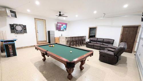Lakefront, Private Beach, Garage Bar, Near WI Dells, King Beds, Sleeps 16, Near Ski Hills - Foto 3, Game Room