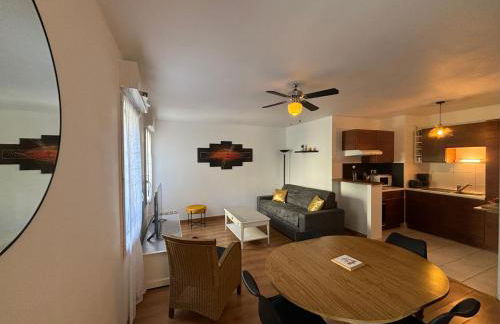 Appartement T2 avec balcon et garage privé - FR-1-197-601 - Foto 8