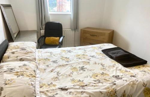 Mauds House- 3 Bed & 2 bath with Double drive - Foto 3