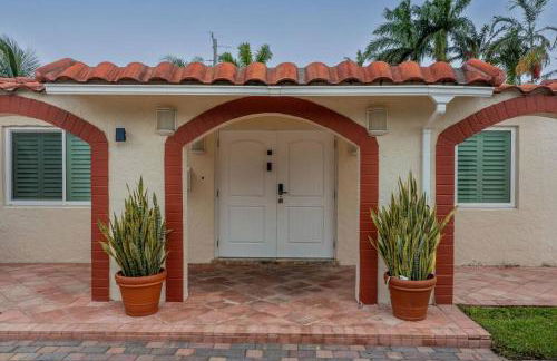 ~Villa Victoria Luxury! (Pool)~1 mile from beach - Foto 30