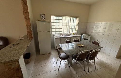 Chácara das Palmeiras - Piscina, Churrasqueira e Campo - Foto 11