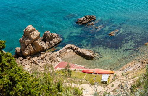 Villa Sortis and boat - Photo 30