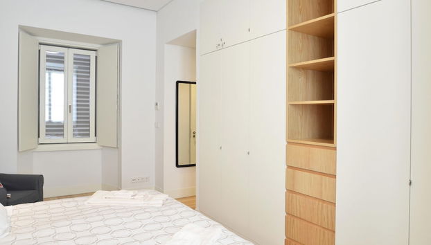 Urban Chic Apartment - Photo 4, Room