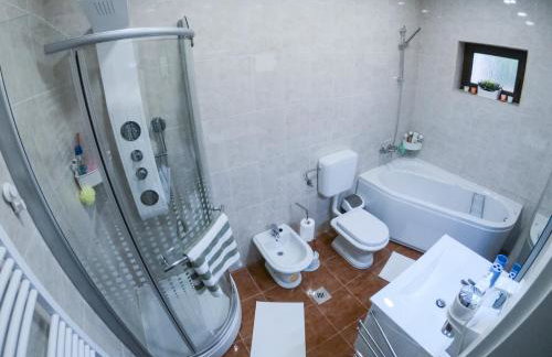 Apartments Karmelić - Photo 11