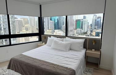 District 225 Miami - Rooftop Pool Gym & City Views - Foto 2