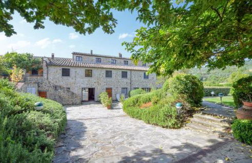 Beautiful Apartment In Cortona With Swimming Pool - Foto 3