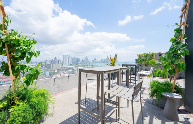 Cozy 1BR With Balcony in Santa Ana - Photo 40