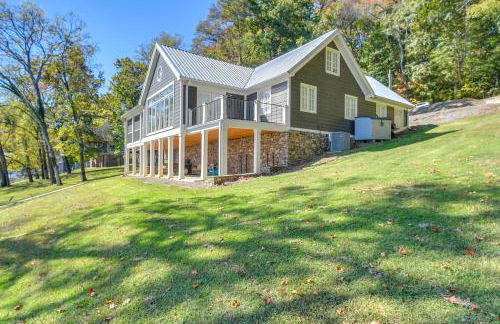 Dock and Panoramic Views Guntersville Lake Retreat! - Foto 35