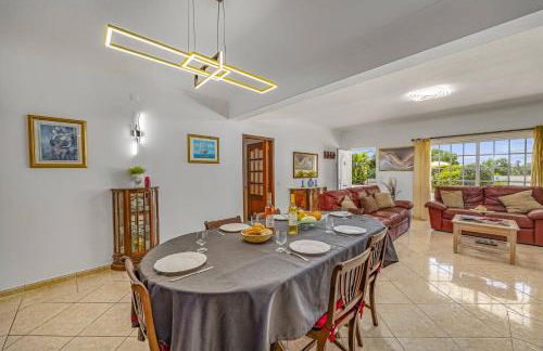 Villa Casa Luz by Villa Plus - Photo 15