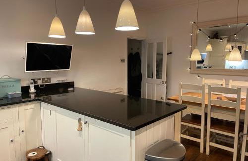 3 Bed Home Sleeps 6 Free parking - Foto 32