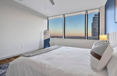 Luxury Apt W/Parking CityView|Pool| Gym|PoolTable - Foto 35