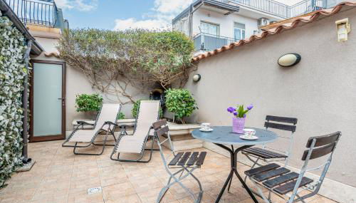 GuestHost - La Dimora di Max Bright Apt with terrace - Foto 5, sunbed