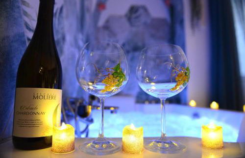 Jungle Spa - Cocon tropical et dépaysant avec balnéo en plein coeur de Pézenas ! - Foto 8