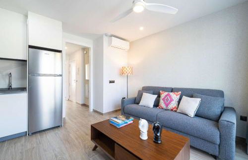 Fabulous beachside penthouse - Photo 17