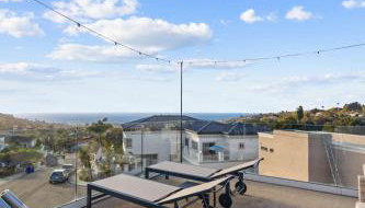 Oceanview Luxe Retreat with Rooftop - Foto 5