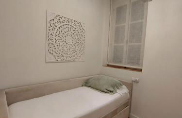 Hidden Gem Pasquin Suites in Mercado Central - Foto 48