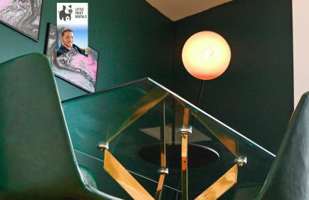 Luxury Balcony Penthouse with 4K TV and Soundbar - Foto 13