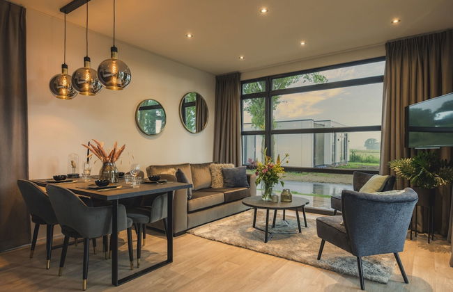 Cozy Riverside Escape - Foto 13