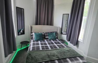 Spacious - Free Parking - Sleeps 6 - M20-FolkestoneCentralStation - Foto 20