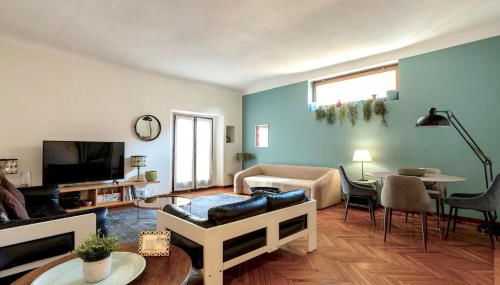 Central, quiet and strategic apartment - Foto 1