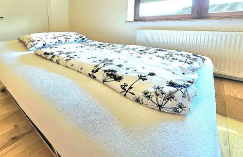 BAT Home Solutions Trierweiler - alles was ein Hotel nicht bietet - 80 qm, 3 Zimmer, 5 Personen, Terrasse, BBQ und Kino - Foto 27