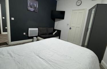 1 bedroom kitchen Flat - Foto 2