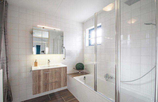 Charming Villa Near Sandy Beach - Foto 14