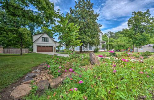 Spacious Apt Overlooking AR River Near Dtwn! - Foto 26