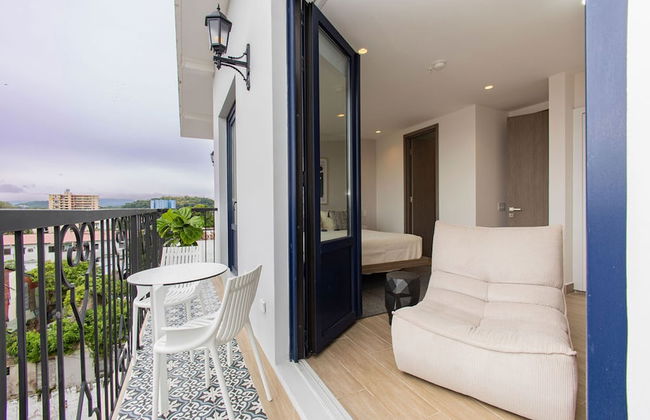 The Acapella Condo by Acomodo - Photo 15