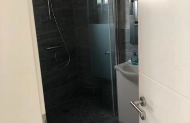 KRAICHGAU # 1-ZKD mit EBK, modern und barrierefrei, Monteurzimmer, SELF-CHECK-IN - Foto 9