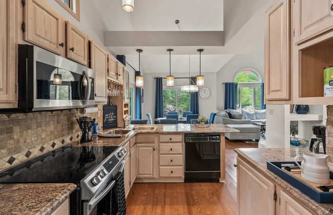 The Boulder Inn by Avantstay Indoor Hot Tub Game Room Outdoor Fire Pit - Foto 15