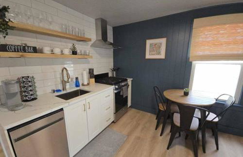 Whole house in Walker's Point + Parking + A/C - Foto 3