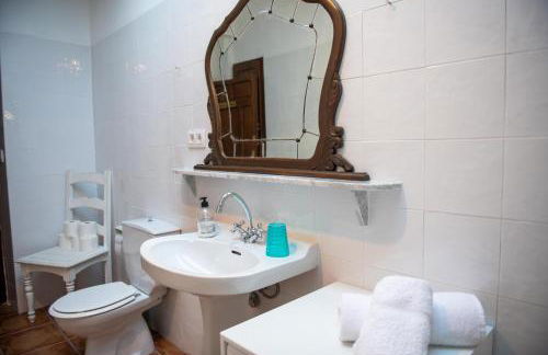 CASA LOLA Naturaleza, Montañas y Piscina Compartida De Pueblo - Foto 31