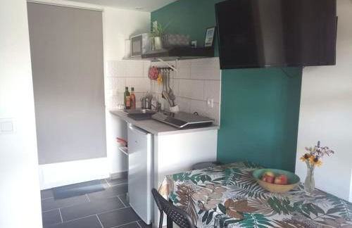 Petite maison avec jardin entre lac et village - Foto 10