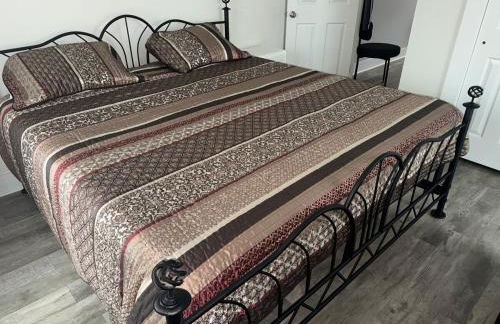 Downtown Willoughby historical district Gem 4 - Photo 10