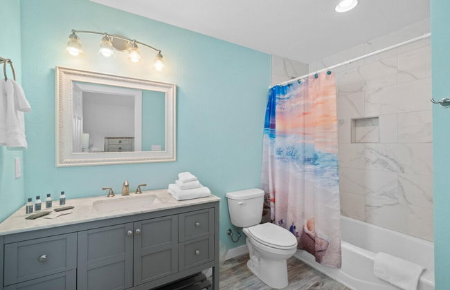 Beach House - Surfs Up Under Tow by PHG - Foto 41