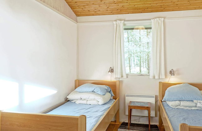 Cozy Holiday Home in Aakirkeby Bornholm near Sea - Foto 14
