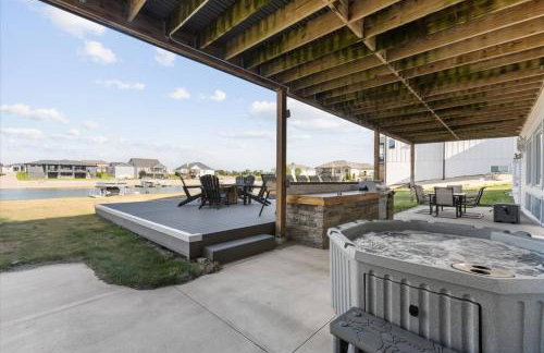 Lakefront Mansion!Close to SAC&Mahoney State Park! - Foto 9