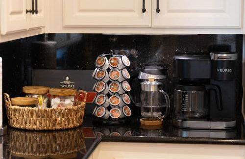 The Canal Escape - canal-front Italian villa - Foto 17