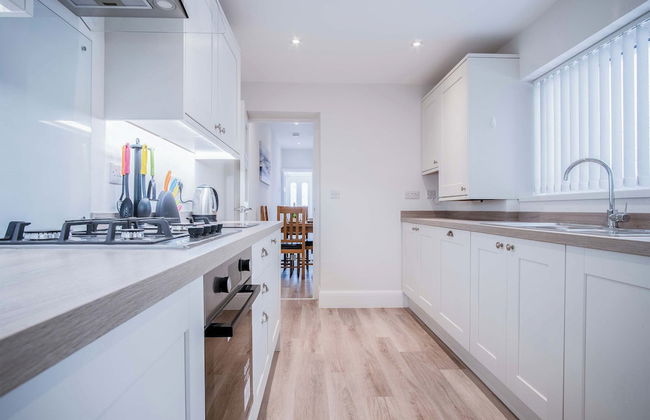 Fleet Street - 2 Bedroom - Swansea - Photo 16