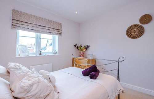 2 bed, 2 bath apartment in Roundhay - Foto 7