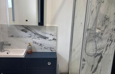 Fab 2 double bed detached house - Foto 16