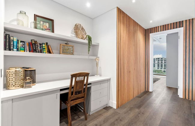 Precinct Corner Two Bedroom Waterfront Apartment - 603 - Foto 16